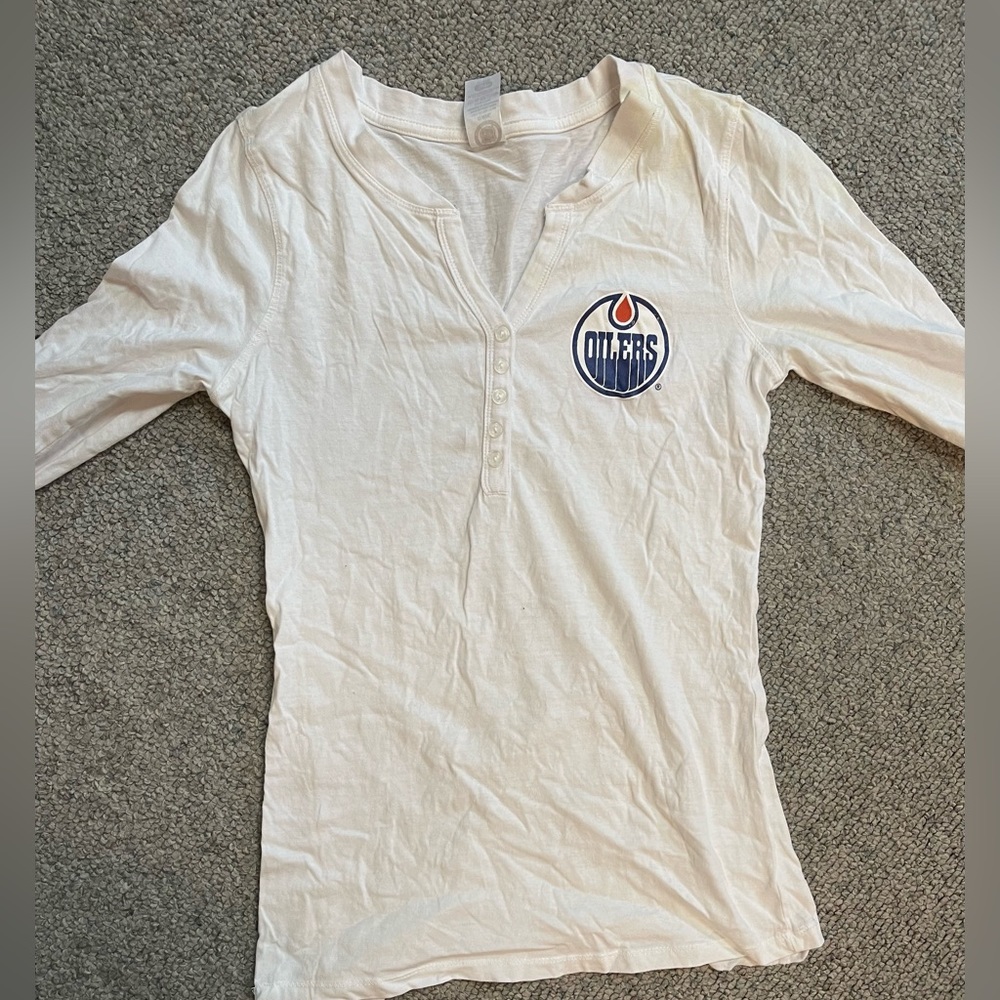 Oilers white long sleeve shirt with buttons size SM